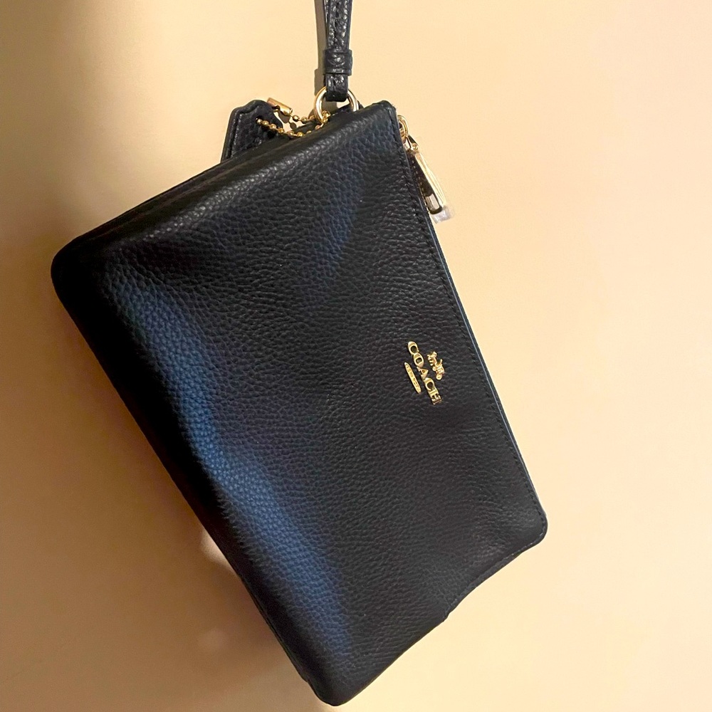 Coach New Black Clutch
